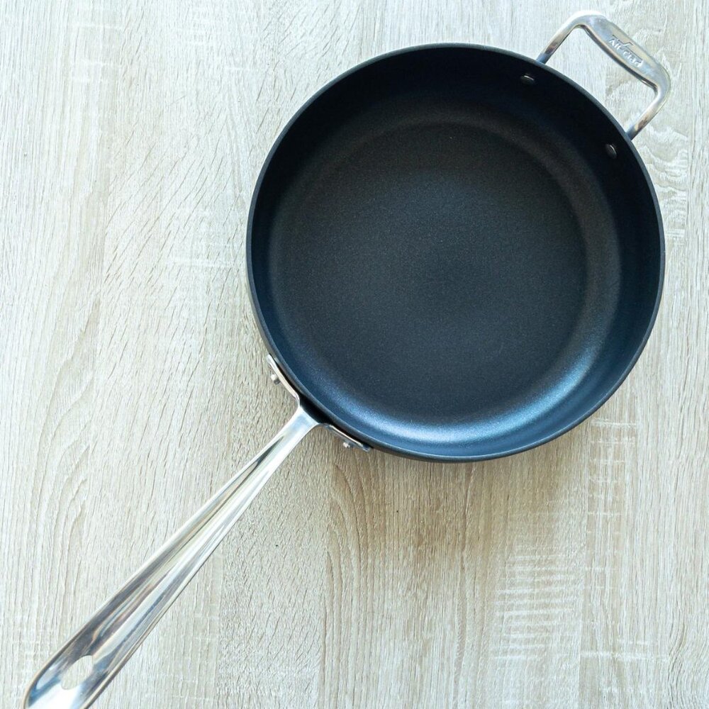 NEW All-Clad HA1 Expert Nonstick Fry Pan 10 Inch Hard Anodized